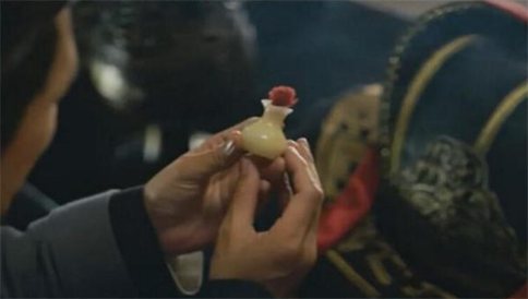 曹操送荀彧三层食盒是逼荀彧自杀么?曹操为什么想要荀彧死?