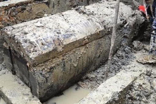 摸金校尉到底是干什么的?摸金校尉原是曹操创建的部门