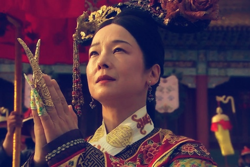 老太监揭秘给太后洗澡全过程 这位太后即任性又奢华特讲究