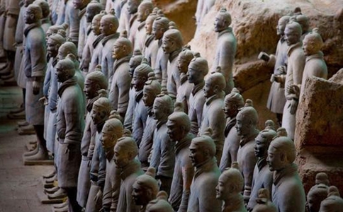 秦始皇陵到底陪葬了多少人? 秦始皇陵到底陪葬了多少人?