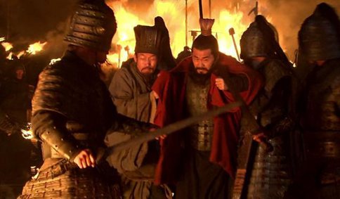 关羽有几次可以诛杀曹操的机会?可惜每次都被自己人制止