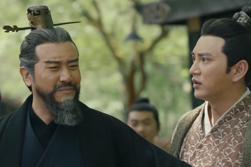 曹操一生最佩服的人是谁?东汉是谁提拔的曹操?