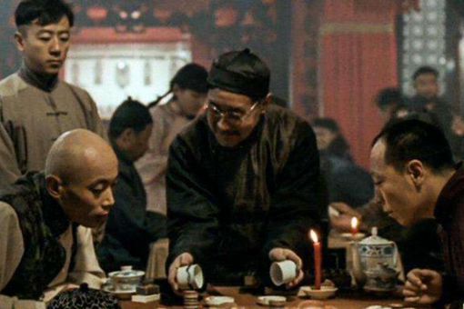 张作霖在赌场遭人活埋,逃脱后直接带人去抄家 张作霖在赌场遭人活埋,逃脱后直接带人去抄家