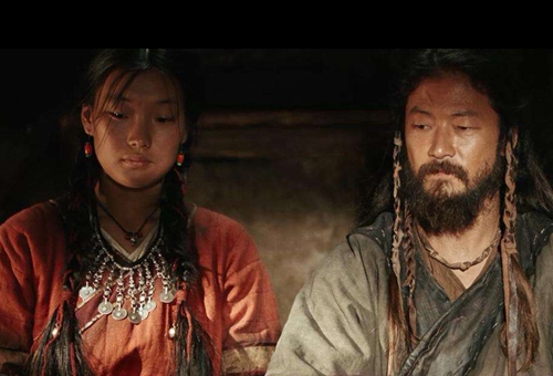 铁木真的嫔妃大多是敌人的妻女,为什么铁木真不担心被暗杀?