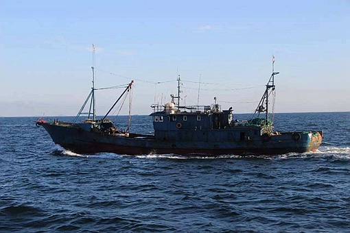 全球最大拖网渔船叫什么?是哪个国家建造的揭秘 全球最大拖网渔船叫什么?是哪个国家建造的揭秘