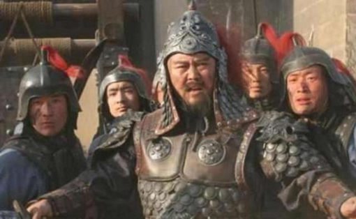 古代攻城有哪些方法?古代攻城的云梯为什么不会被推到?