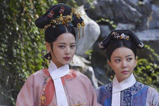 清朝皇帝、后妃走路的时候,为什么都要有人扶着? 清朝皇帝、后妃走路的时候,为什么都要有人扶着?