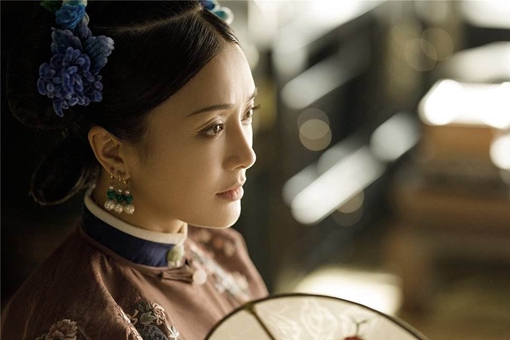 乾隆和富察皇后一共在一起多少年?富察皇后是乾隆的初恋么?