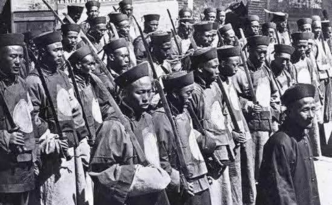 古代历史上哪个朝代的军队实力最强?