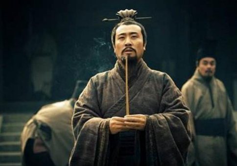 袁绍是不想称帝还是错过了好时机?袁绍三次错过统一机会 袁绍是不想称帝还是错过了好时机?袁绍三次错过统一机会