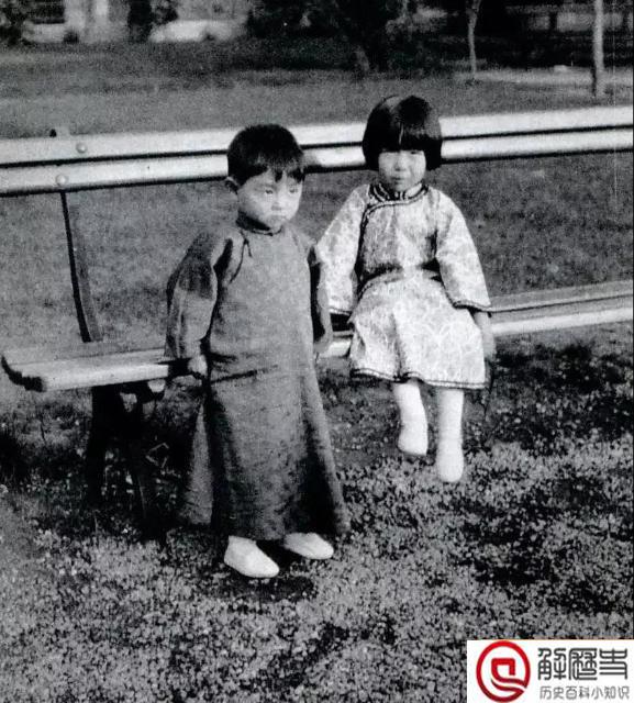 张爱玲为何不留在大陆 为何要去美国定居