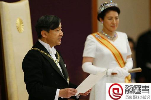 日本天皇没有实权,那么他们每天都干什么?