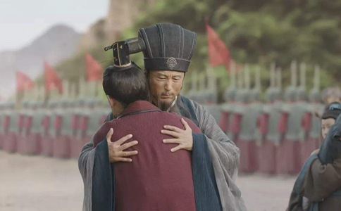 诸葛亮躬耕于南阳,到底是耕的地还是耕的什么?