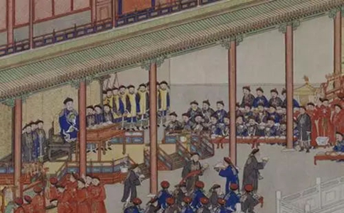 故宫里面的龙椅到底是用什么材料做的? 故宫里面的龙椅到底是用什么材料做的?