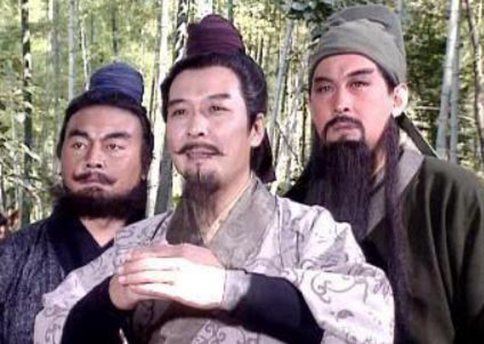 三顾茅庐之前诸葛亮知道刘备么?刘备自报家门却吃闭门羹