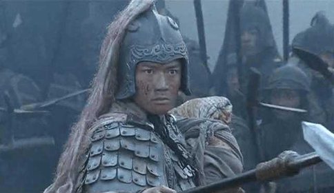 诸葛亮北伐失败为什么还要贬赵云官职?