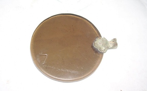 古人的眼镜长什么样子?古人如果近视了也是会戴眼镜的 古人的眼镜长什么样子?古人如果近视了也是会戴眼镜的