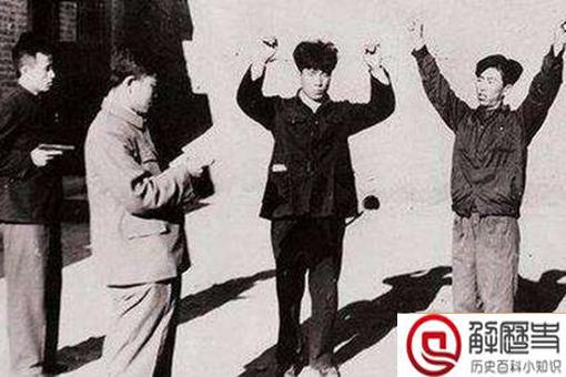 张清安是何方神圣?在四川自立为王,还册封蒋介石为威武王