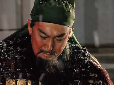 关羽麦城突围为什么要把周仓留下? 关羽麦城突围为什么要把周仓留下?