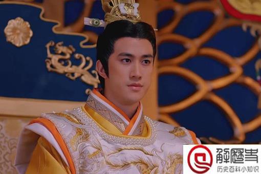 张氏兄弟一起上武则天是怎么回事?张氏兄弟和武则天是什么关系? 张氏兄弟一起上武则天是怎么回事?张氏兄弟和武则天是什么关系?