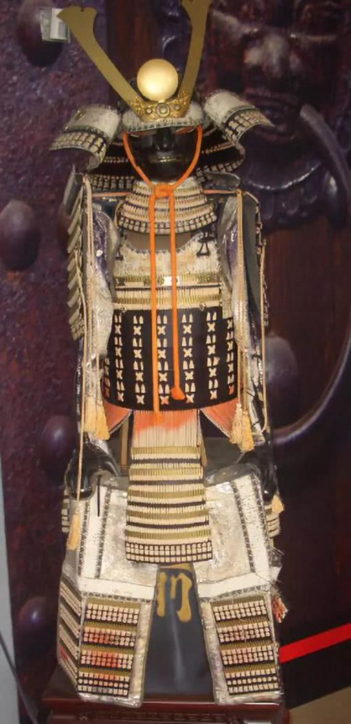 东方和西方的板甲有什么区别?板甲和铠甲有什么不一样?