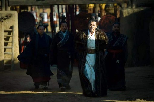 为什么萧何能够排到汉初第一功臣?萧何有什么功劳?