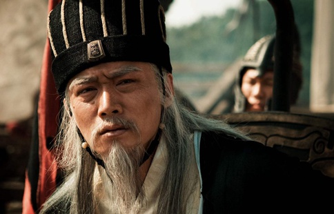 诸葛亮北伐失败为什么还要贬赵云官职?