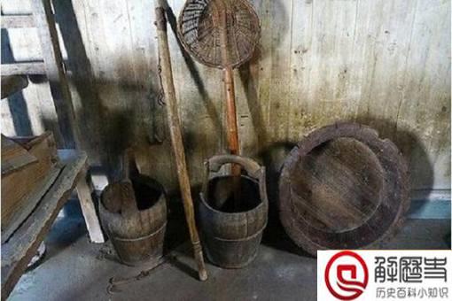 故宫里没有茅厕,那么宫里的人是怎么解决排泄问题的?