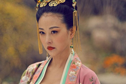 古代皇宫里的妃子们每天都会做些什么?她们有什么工作? 古代皇宫里的妃子们每天都会做些什么?她们有什么工作?