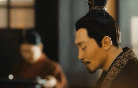郭嘉的遗言是暗示曹操杀掉司马懿么?曹操为什么看漏了司马懿? 郭嘉的遗言是暗示曹操杀掉司马懿么?曹操为什么看漏了司马懿?