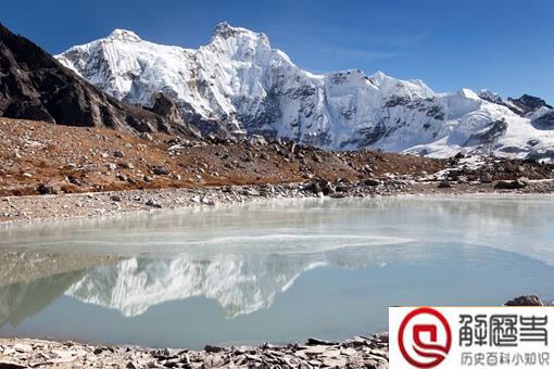 古代有没有人登上过珠穆朗玛峰?