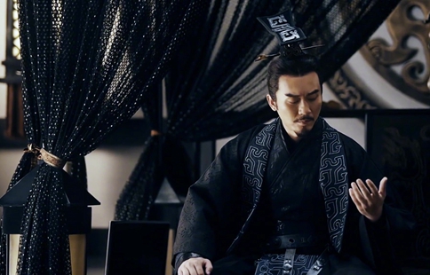 司马懿为什么选择扶持曹丕上位?曹丕算是一位好皇帝么?