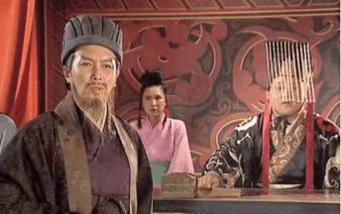 刘禅为什么重用黄皓?黄皓是怎么做到总揽朝政的?