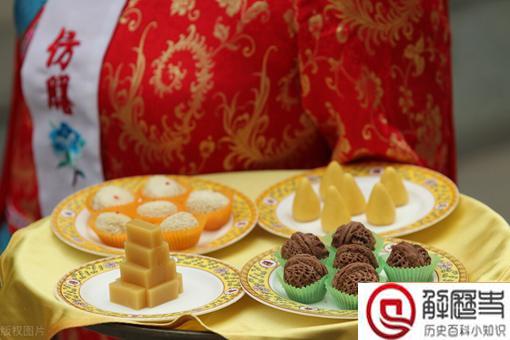 为什么皇帝吃饭不能超过三口?皇帝是怎么吃饭的?