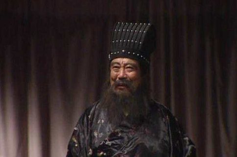 韩遂是靠什么起家的?韩遂选择归顺曹操的目的是什么?