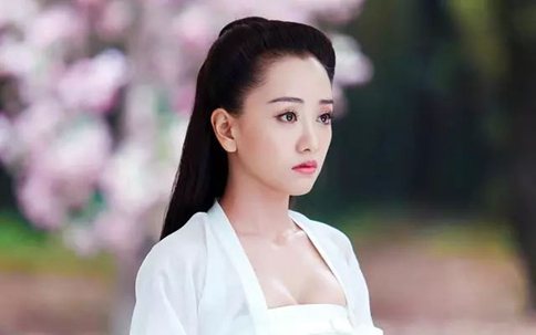 关羽竟和曹操抢过女人?这个杜夫人到底什么来头? 关羽竟和曹操抢过女人?这个杜夫人到底什么来头?