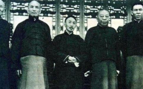 暴打过黄金荣的卢小嘉最后结局是什么?