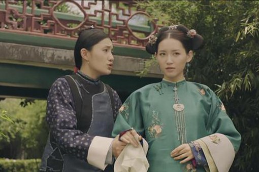 清朝皇帝、后妃走路的时候,为什么都要有人扶着? 清朝皇帝、后妃走路的时候,为什么都要有人扶着?