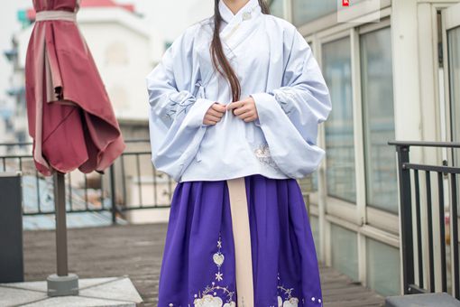 古人真的会把东西放在袖子里吗?为什么不会掉出来?