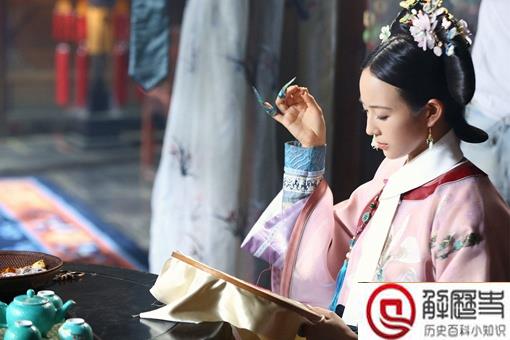 冷宫的妃子靠什么打发时间?