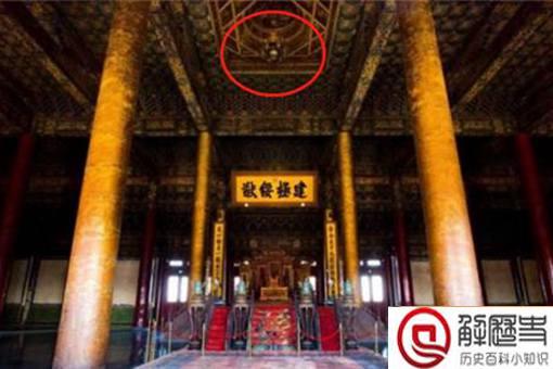 袁世凯的龙椅是什么样子的?袁世凯的龙椅价值多少钱? 袁世凯的龙椅是什么样子的?袁世凯的龙椅价值多少钱?