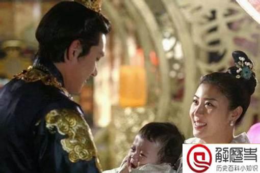 古代皇帝为何不让皇妃为皇子哺乳?为何一定要找那娘给皇子哺乳?
