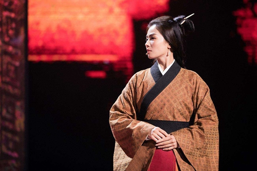 妇好使用的兵器真的有七十斤吗?妇好是怎么使用上七十斤的青铜兵器的?