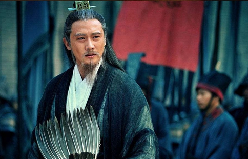 诸葛亮为什么总喜欢拿把扇子?诸葛亮的扇子有什么作用?