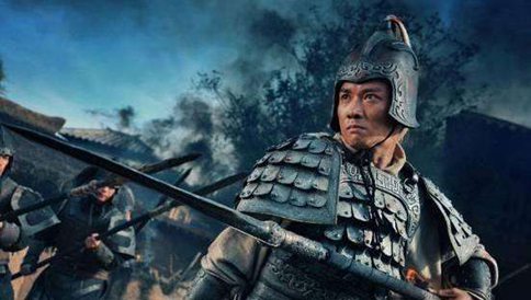 诸葛亮北伐失败为什么还要贬赵云官职?