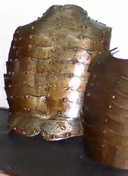 东方和西方的板甲有什么区别?板甲和铠甲有什么不一样?