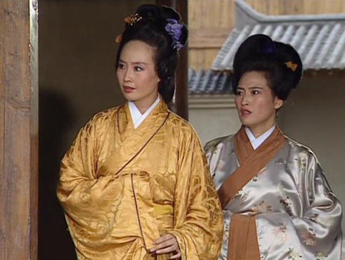 刘备为什么总是抛弃妻子?刘备不怕没有后代么?