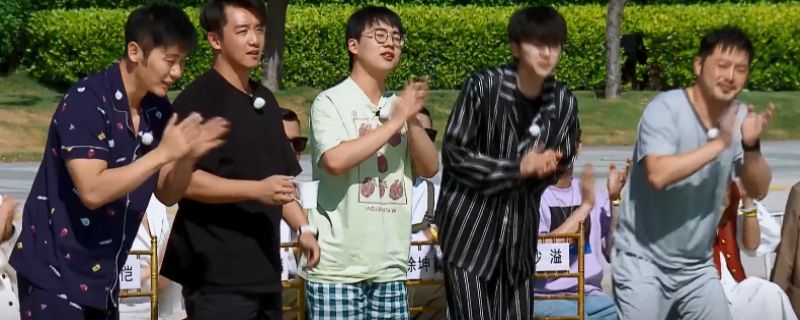 ​奔跑吧睡衣走秀是哪一期