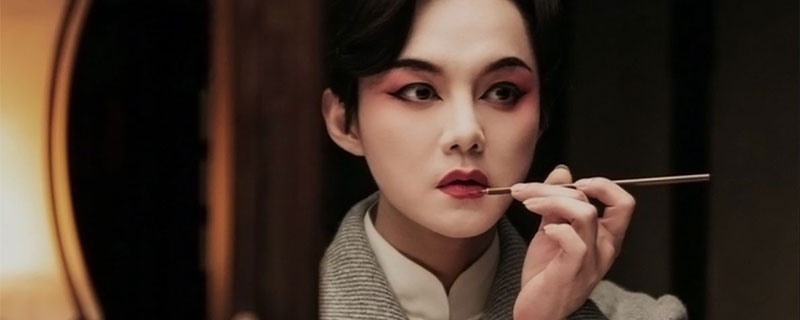 电视剧鬓边不是海棠红商细蕊谁演的