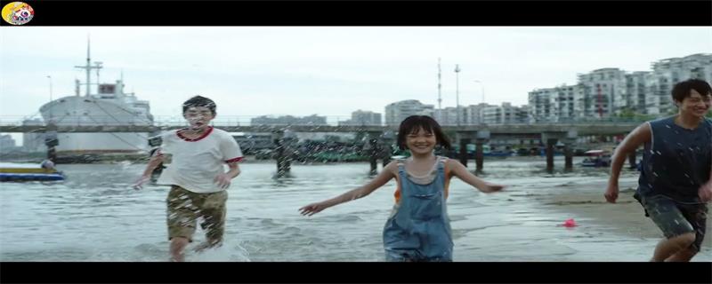 隐秘的角落警察死了吗